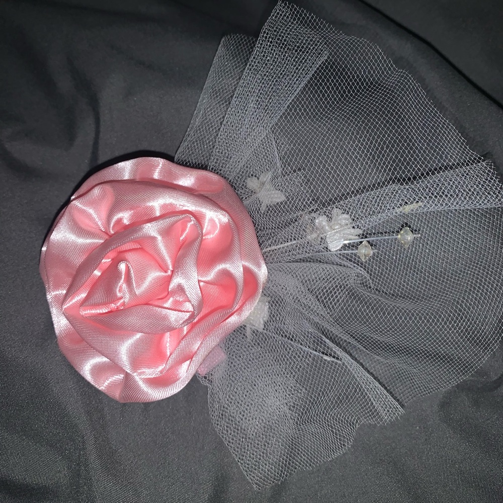 Flower hair clip